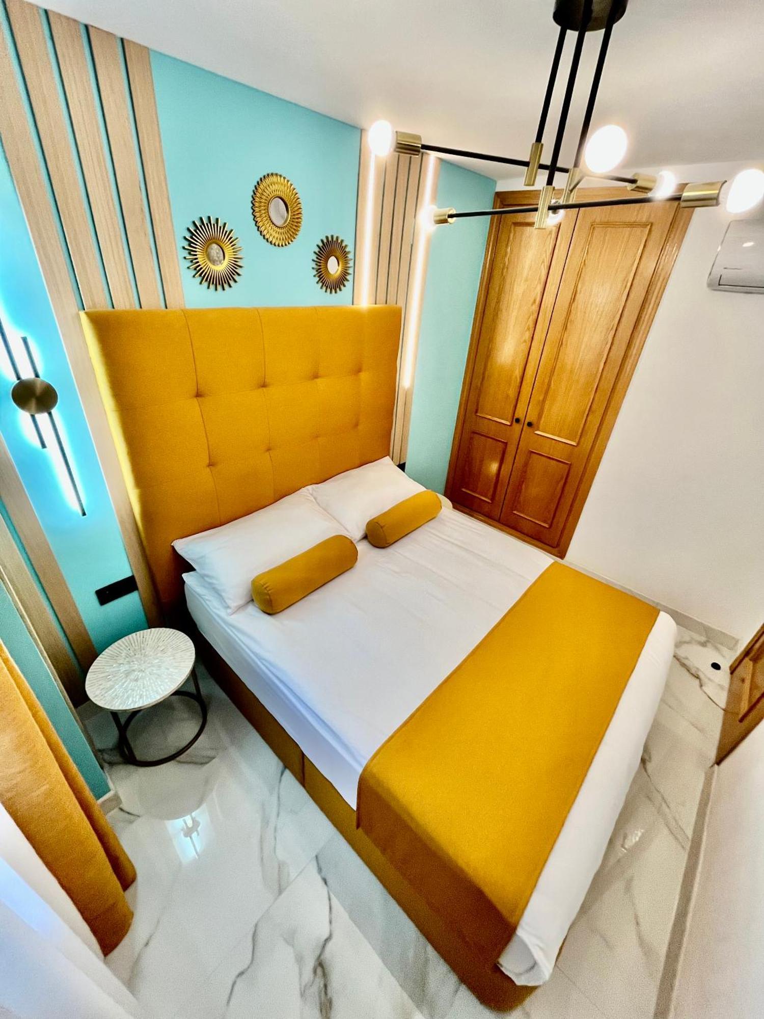 Elegante Apartamento Tres Colores Alicante Exterior photo